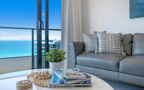 MEGA VIEWS at Oracle 23204, Surfers Paradise